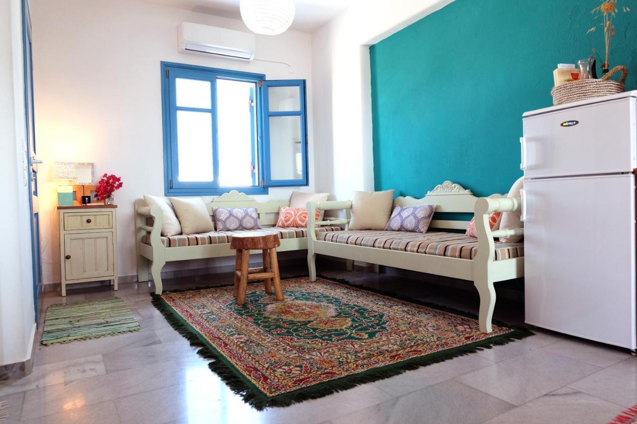 Paros Book'Inn Писо Ливади Екстериор снимка