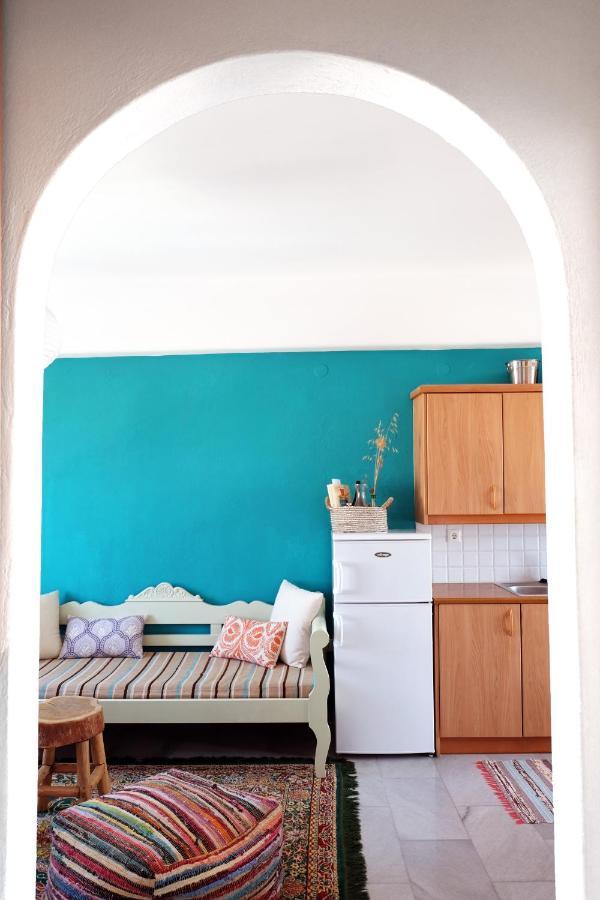 Paros Book'Inn Писо Ливади Екстериор снимка
